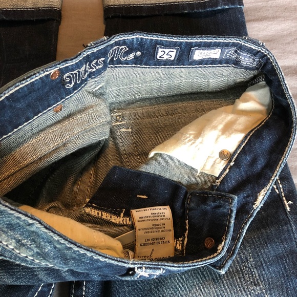 Miss Me Crop Distressed Jeans JS4009C9 Size 25 EUC - Picture 6 of 8